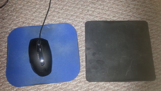 Illustration for article titled LTPD: Mouse Pad vs. No Mouse Pad